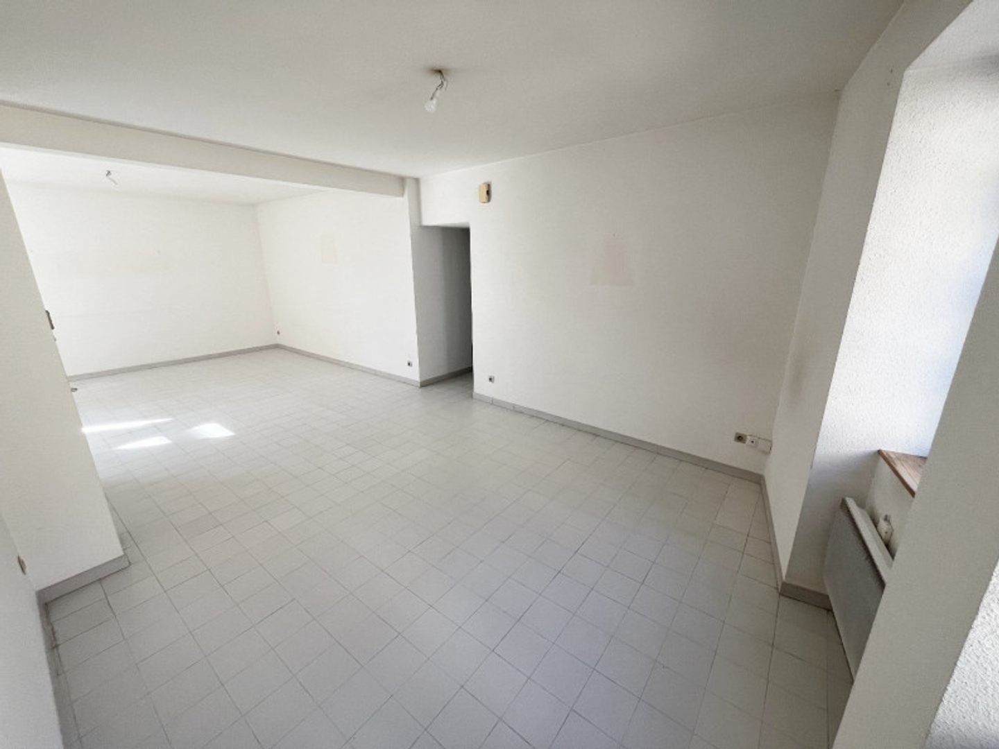 Appartement à vendre - 5 pièces - 91m2 - Langlade (30980)