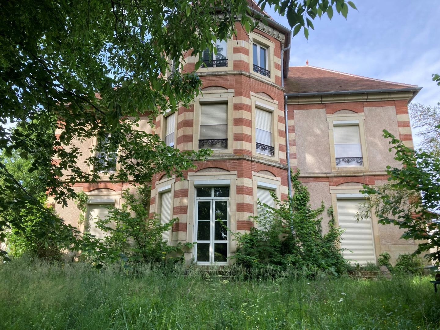 Maison à vendre - 11 pièces - 372m2 - Prayssac (46220)