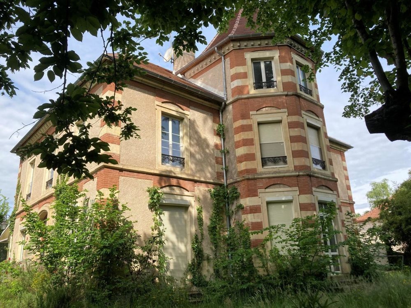 Maison à vendre - 11 pièces - 372m2 - Prayssac (46220)