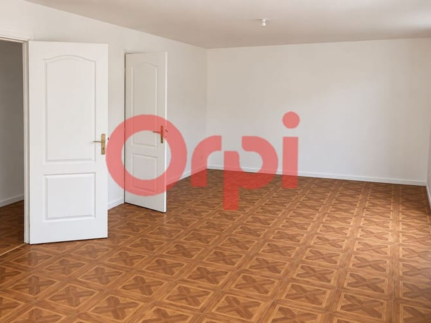 Immeuble à vendre - 1 pièce - 292m2 - Péronne (80200)