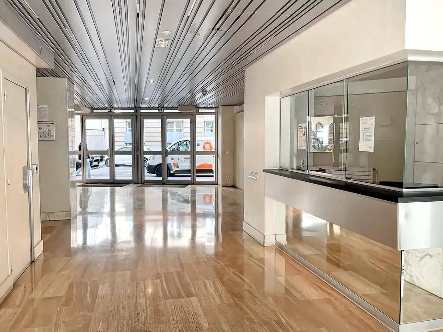 MAGNIFIQUE APPARTEMENT RENOVE IDEAL FAMILLE OU INVESTISSEUR