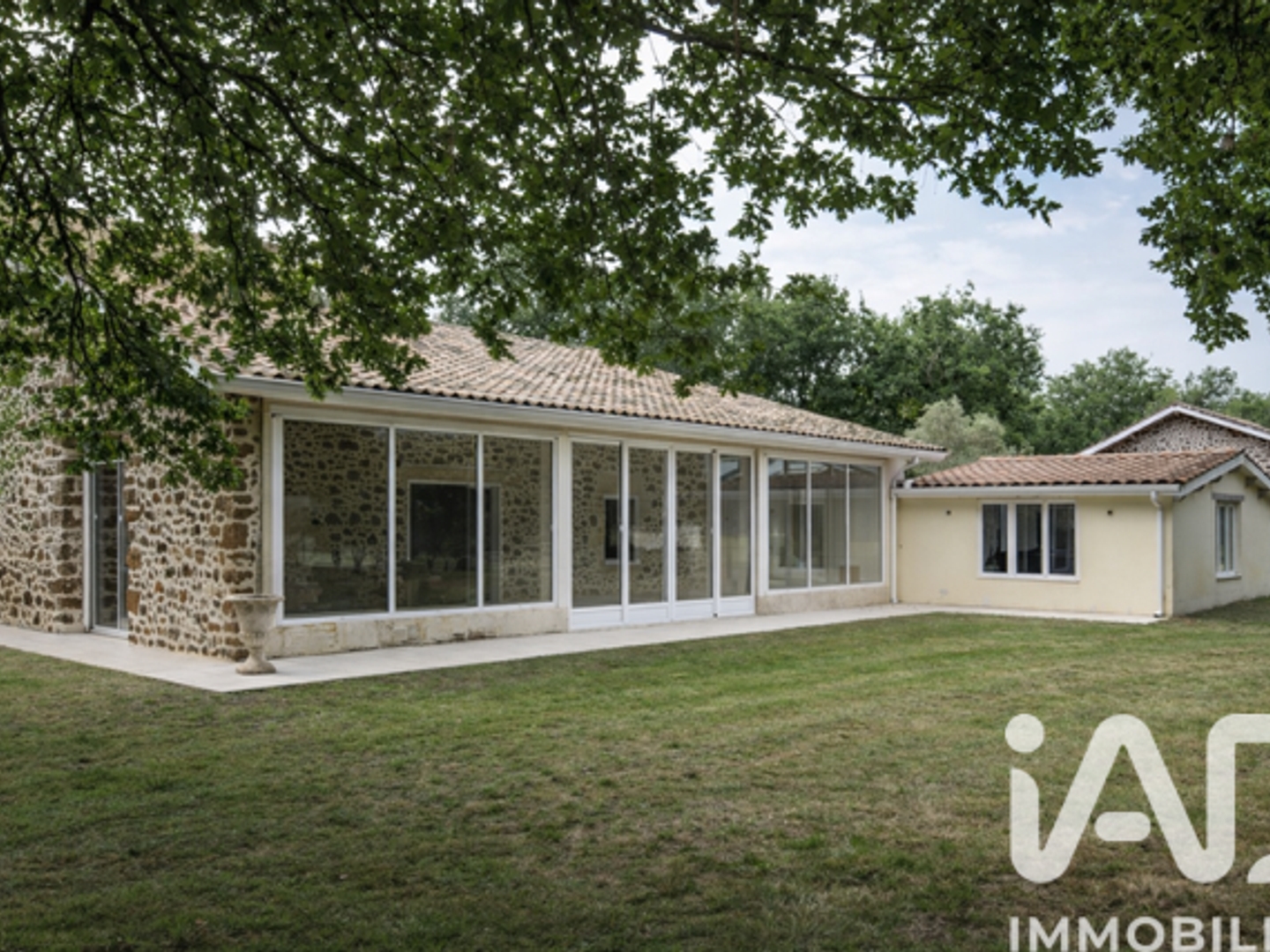Maison à vendre - 10 pièces - 260m2 - Belin-Béliet (33830)