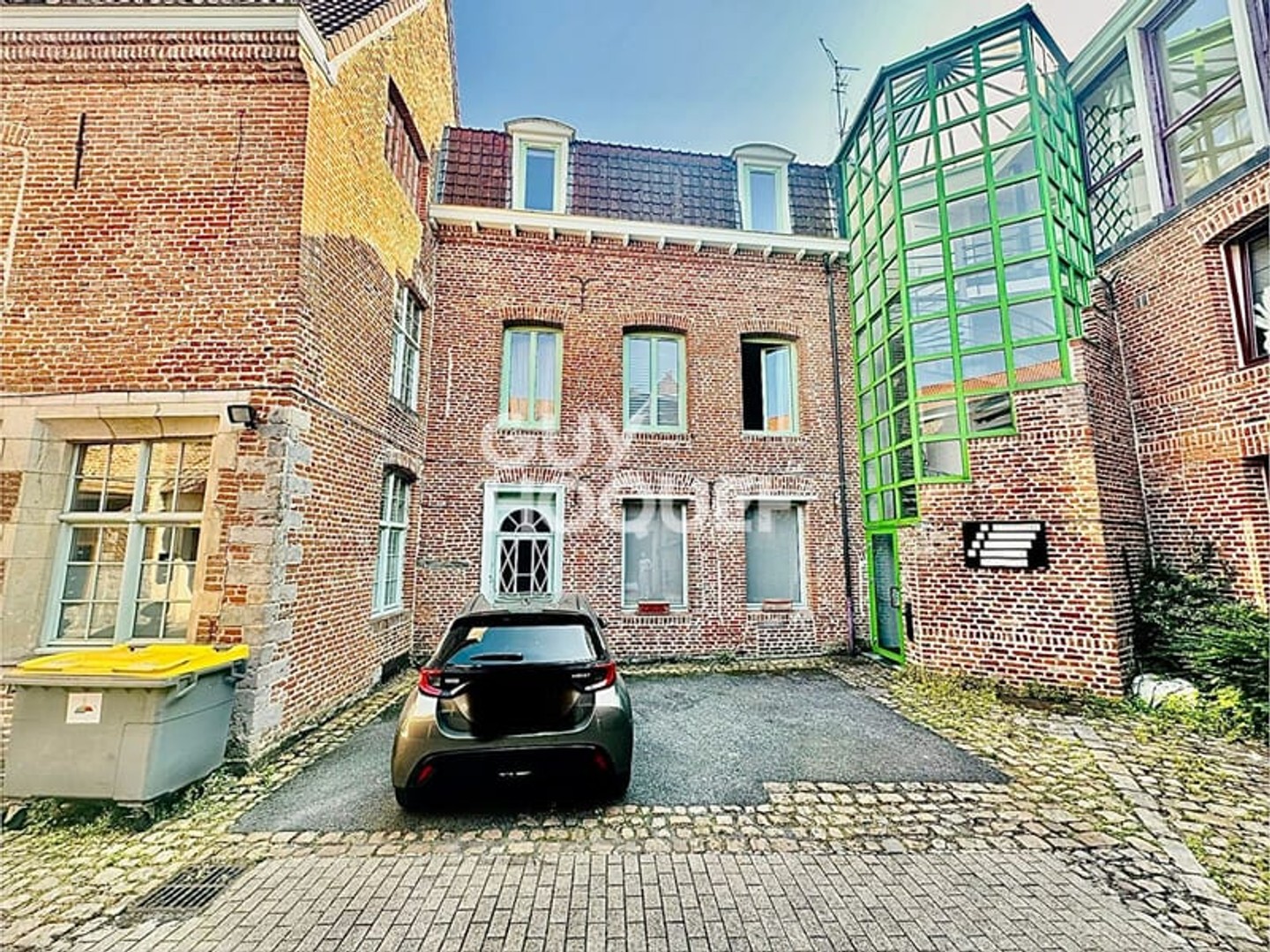 Immeuble industriel 70 m²