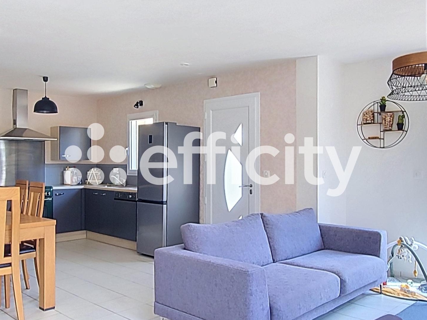 Maison à vendre - 3 pièces - 77m2 - La Roche-Sur-Yon (85000)