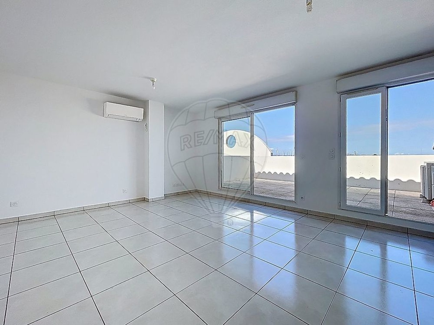 Appartement à vendre - 3 pièces - Canet-En-Roussillon (66140)