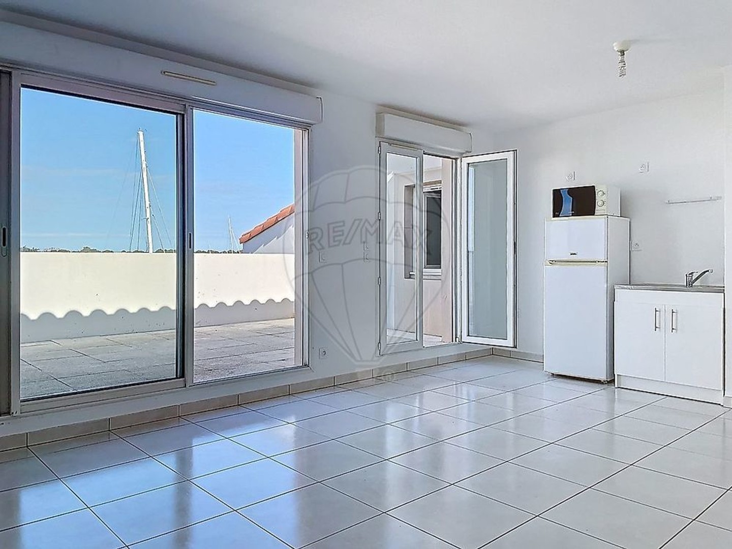 Appartement à vendre - 3 pièces - Canet-En-Roussillon (66140)