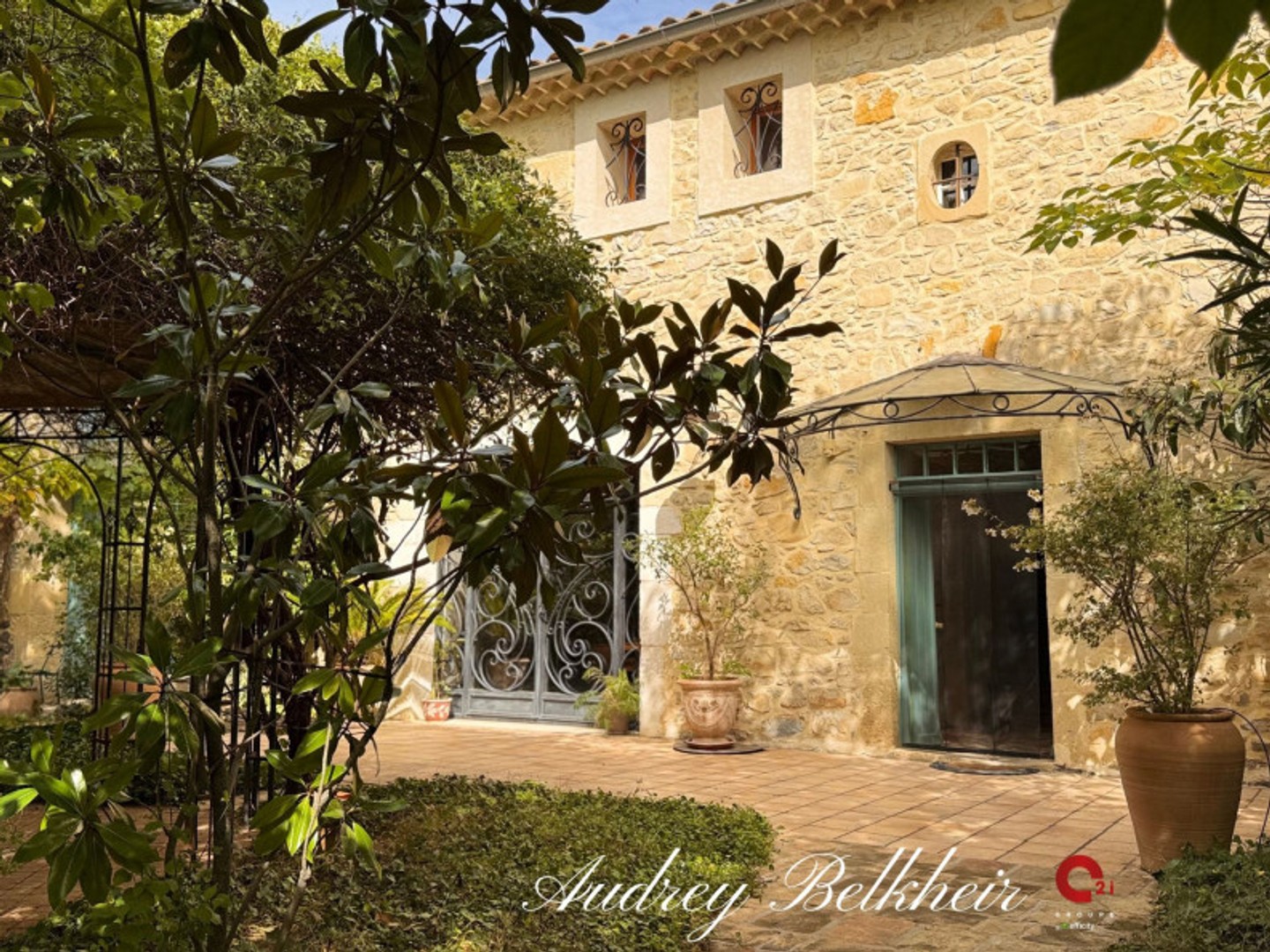Maison 7 pièces 260 m²