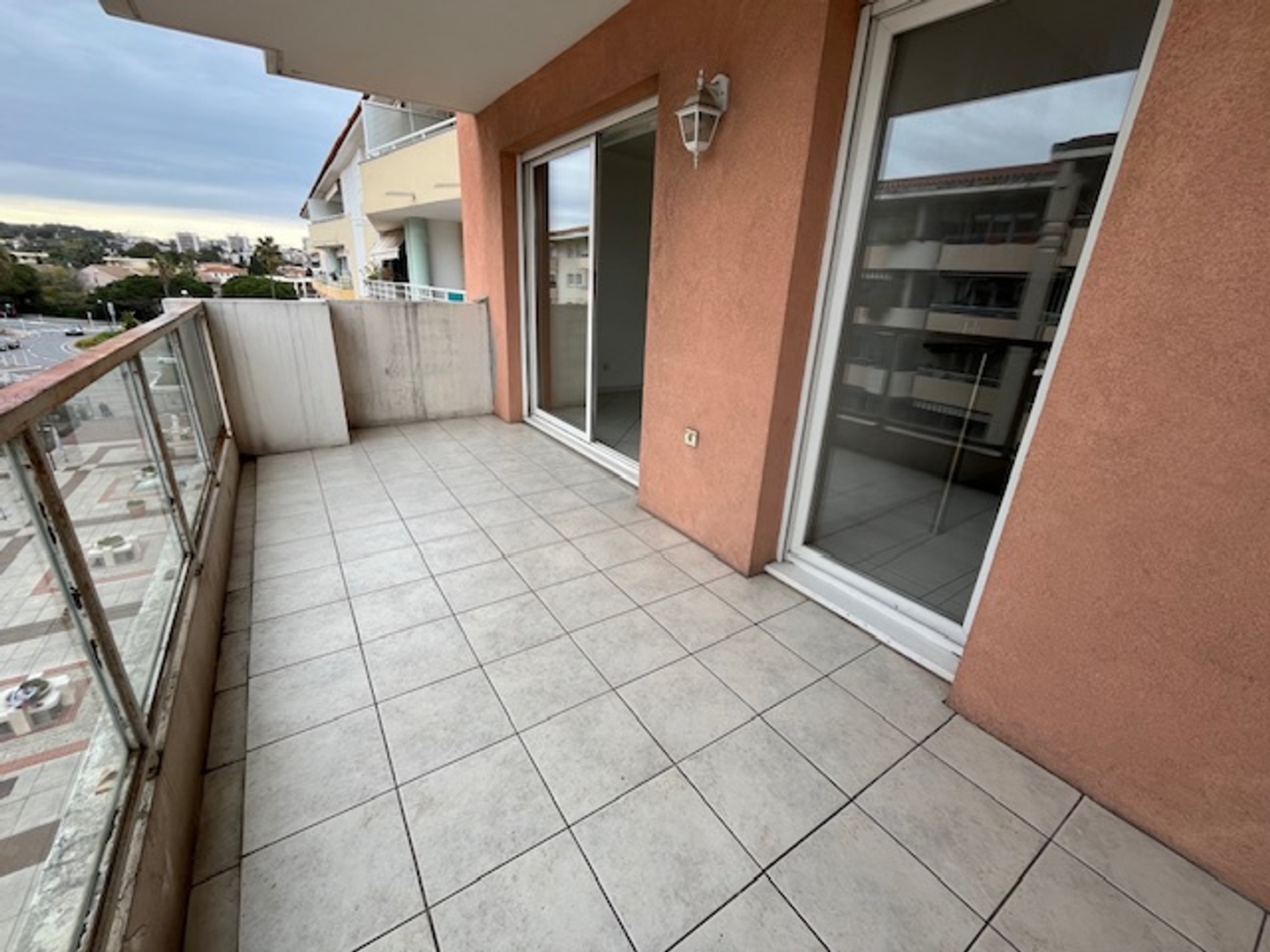 Appartement à vendre - 3 pièces - 64m2 - Antibes (06160)
