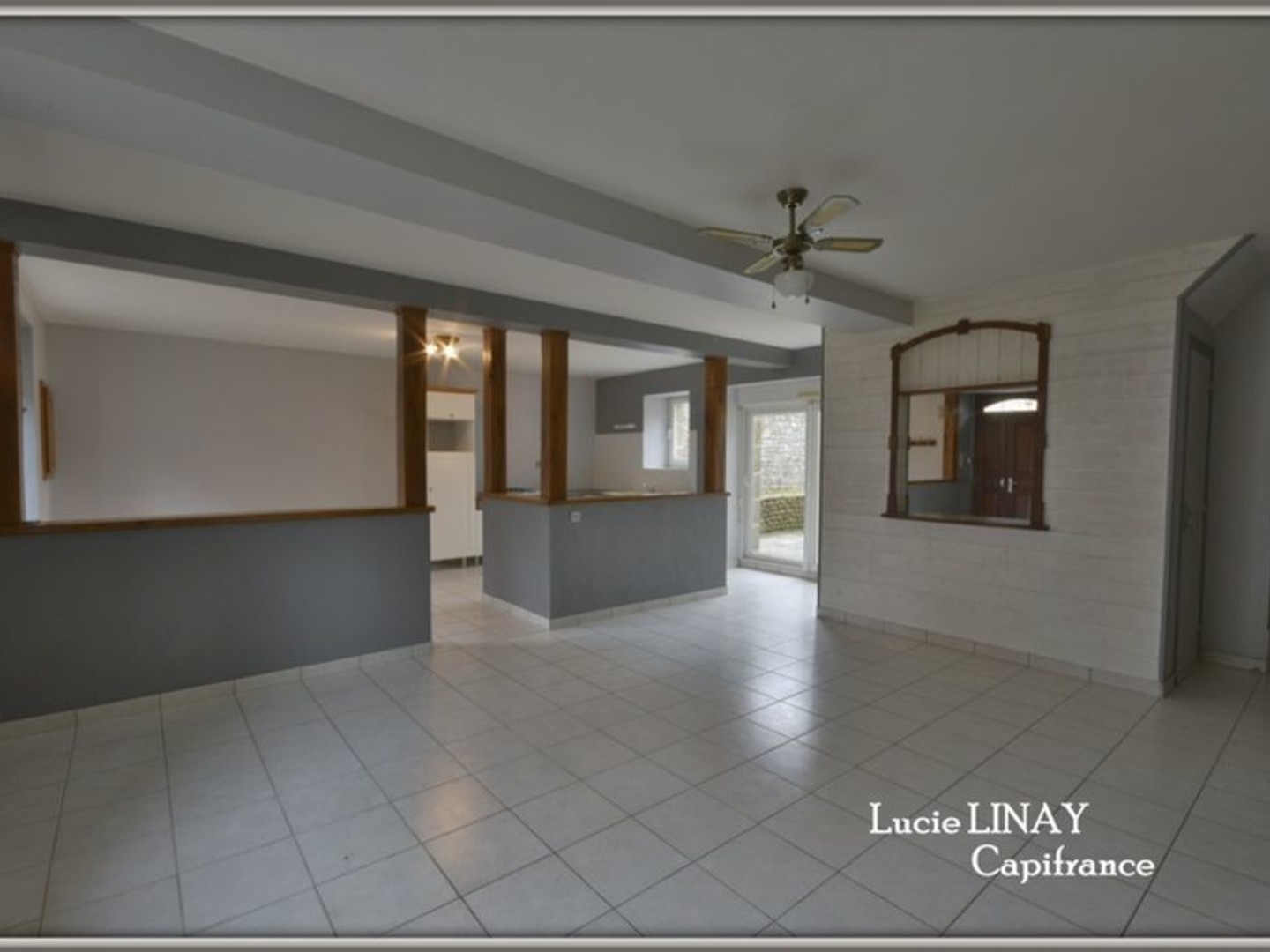 Maison de bourg sur grand terrain, avec dépendance