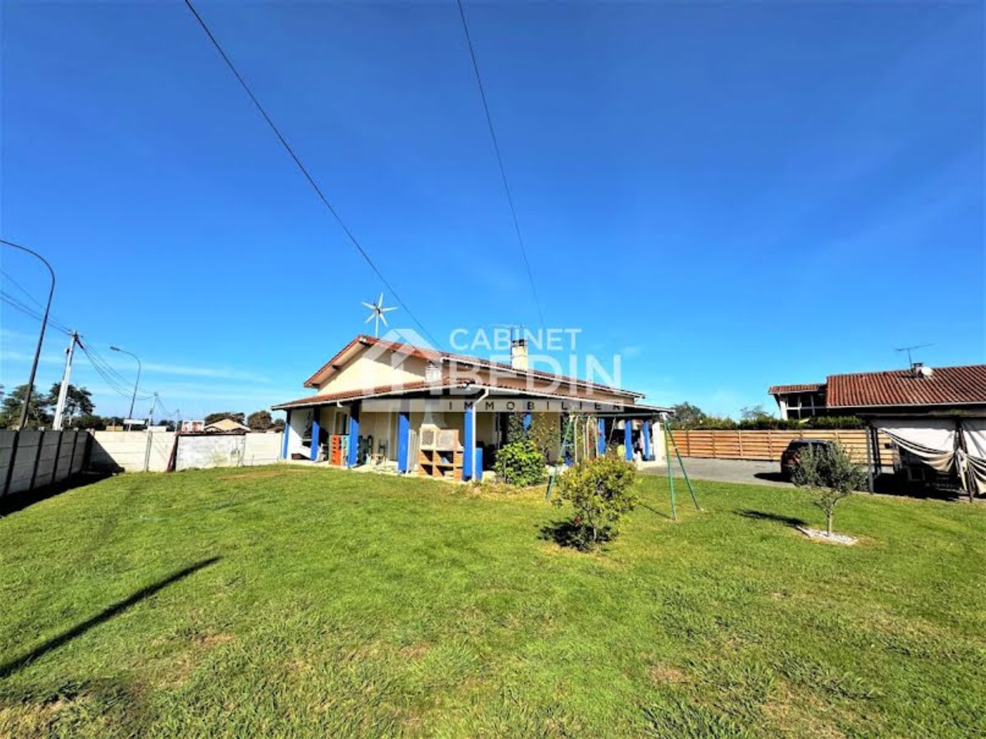 Bureau 5 pièces 140 m²