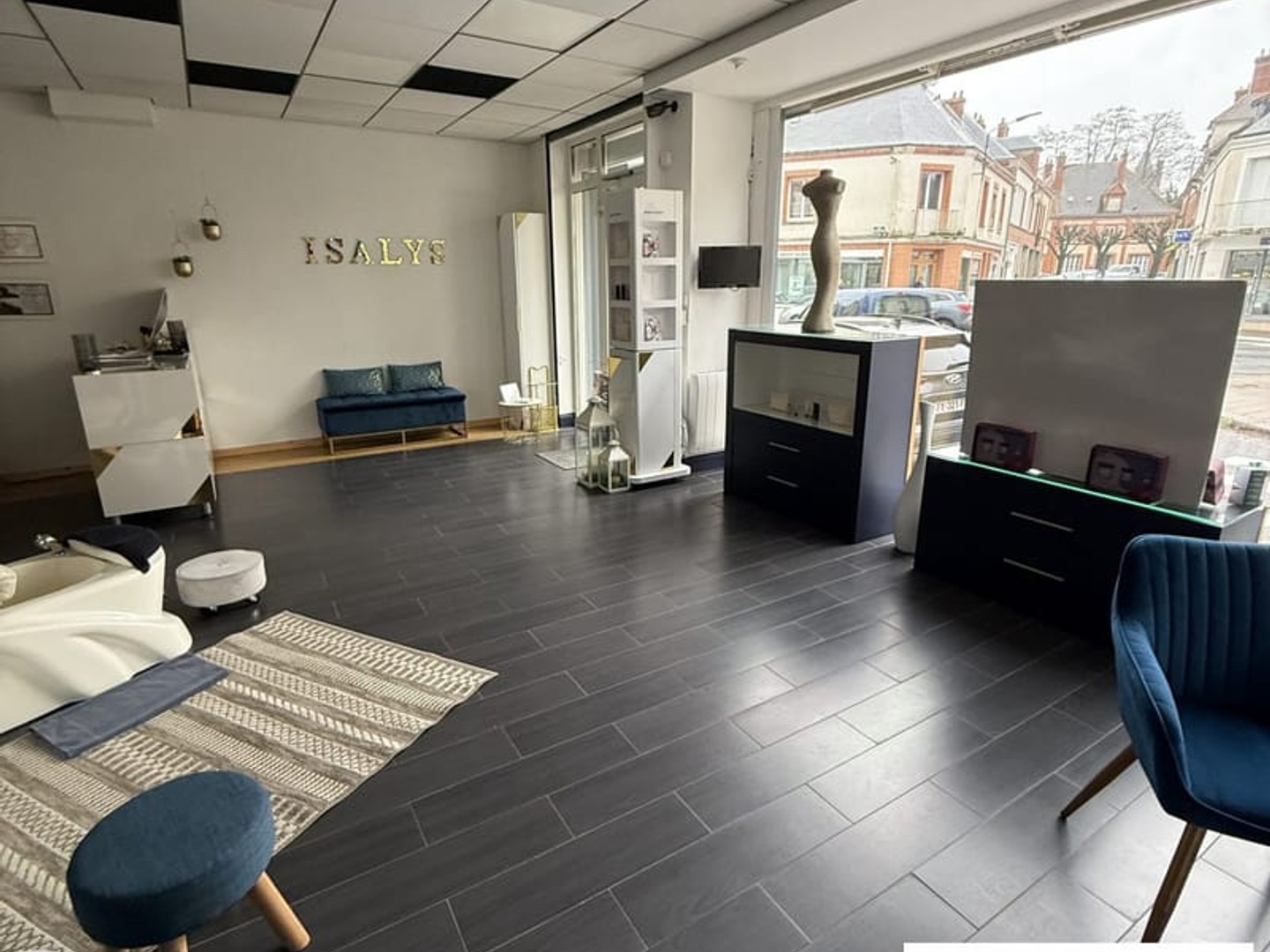 Local commercial 185 m²
