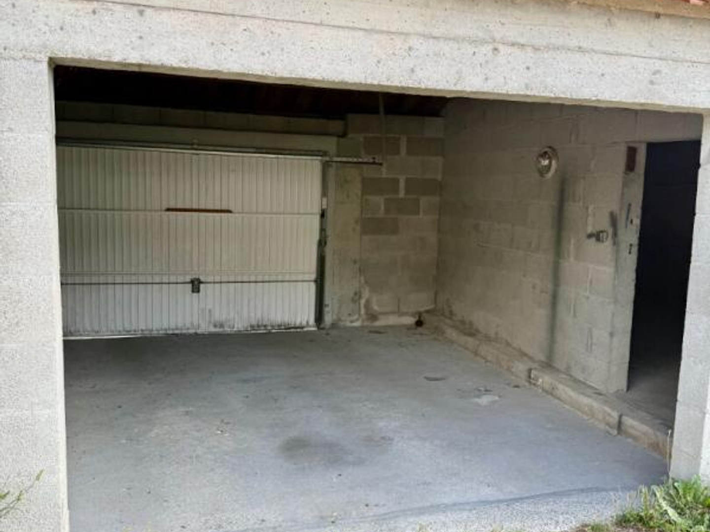Garage Aubigny Les Clouzeaux 50 m2