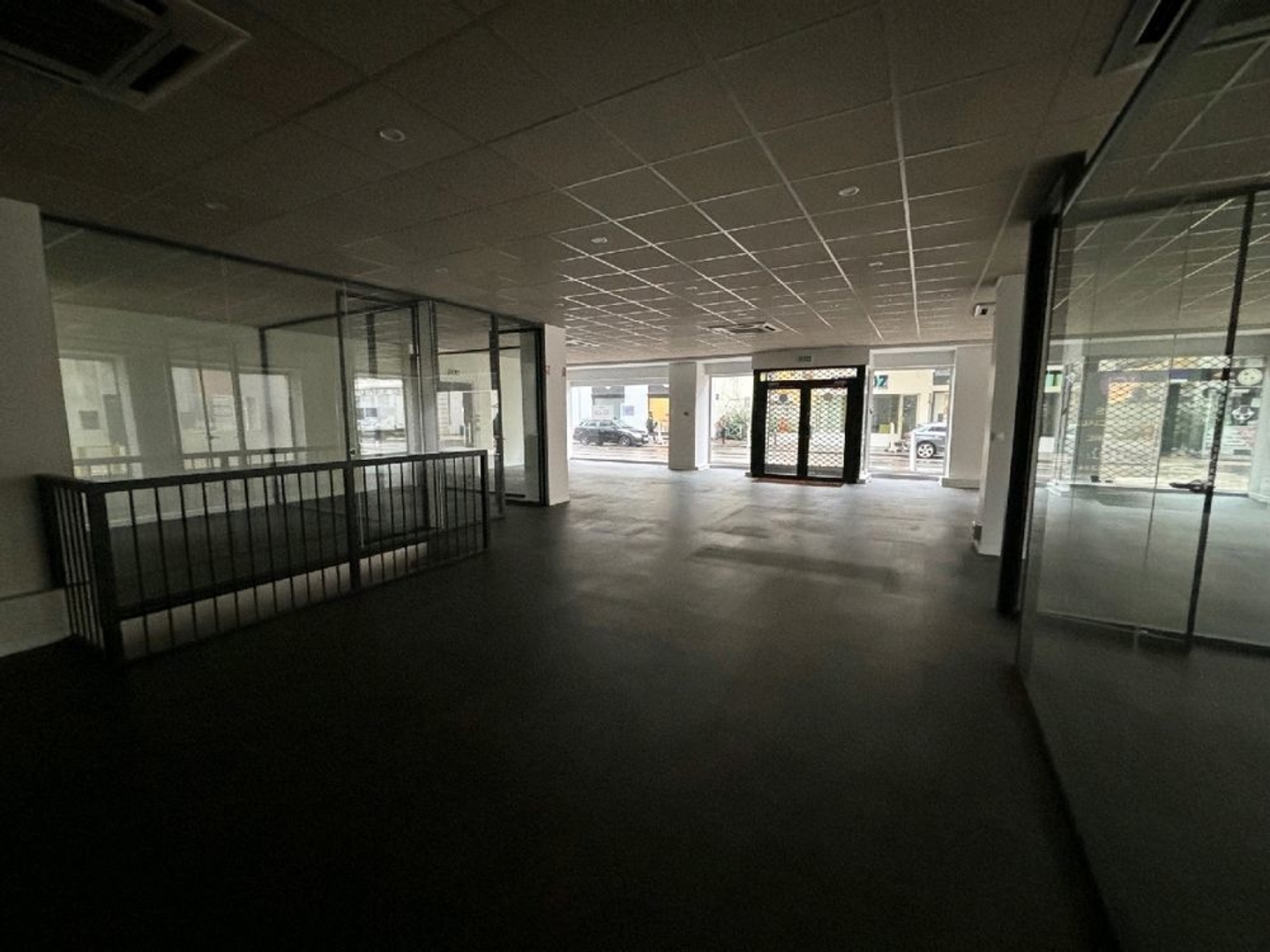 Locaux à vendre - 233m2 - Annemasse (74100)