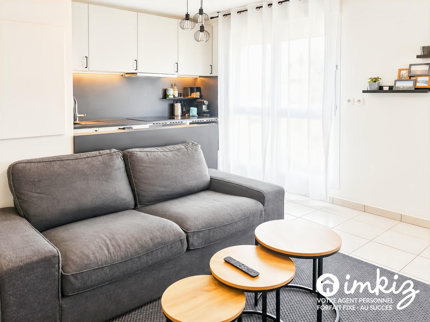 T2 lumineux avec balcon et garage