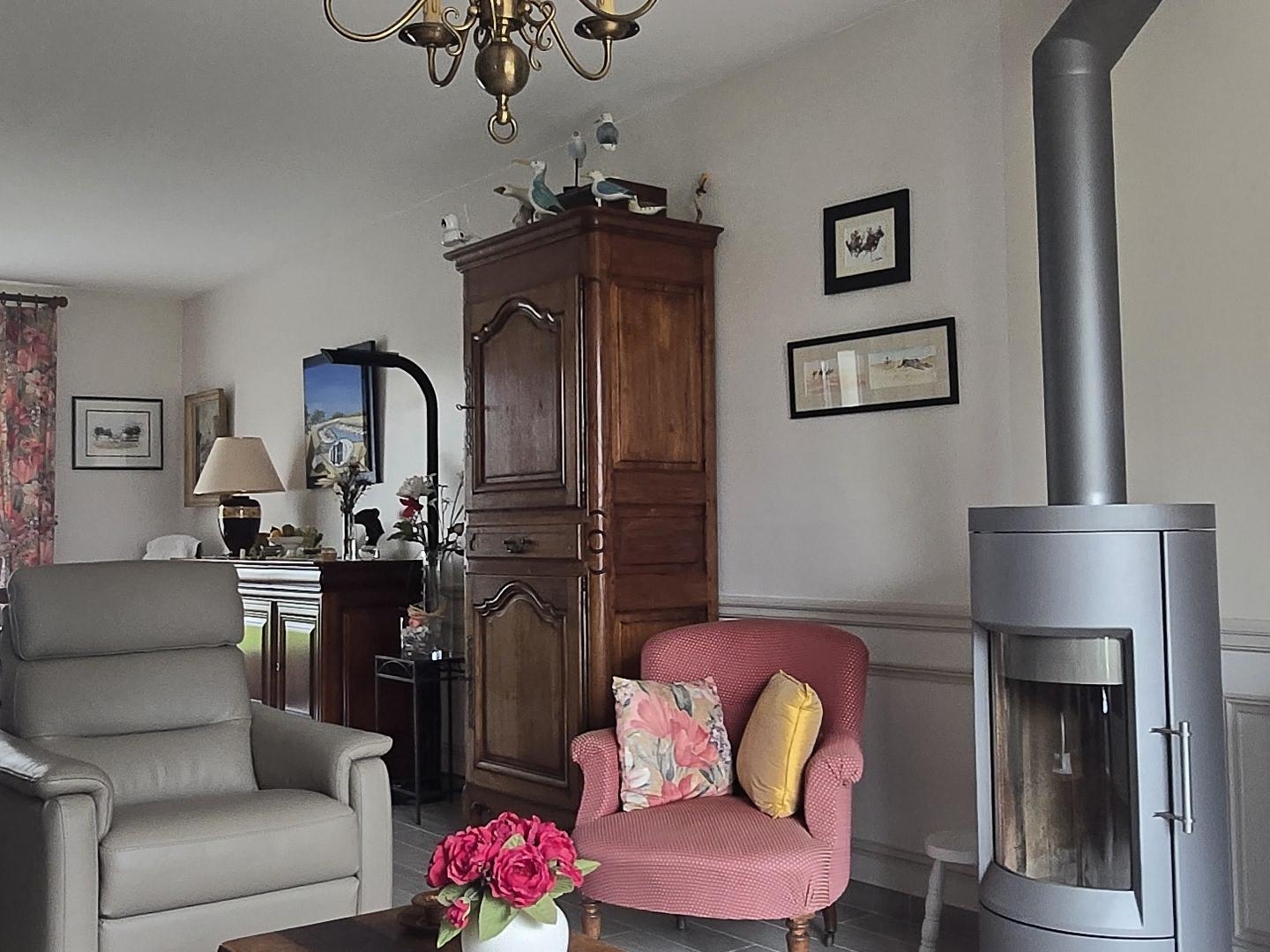 Maison à vendre - 7 pièces - 138m2 - Estrées-Saint-Denis (60190)