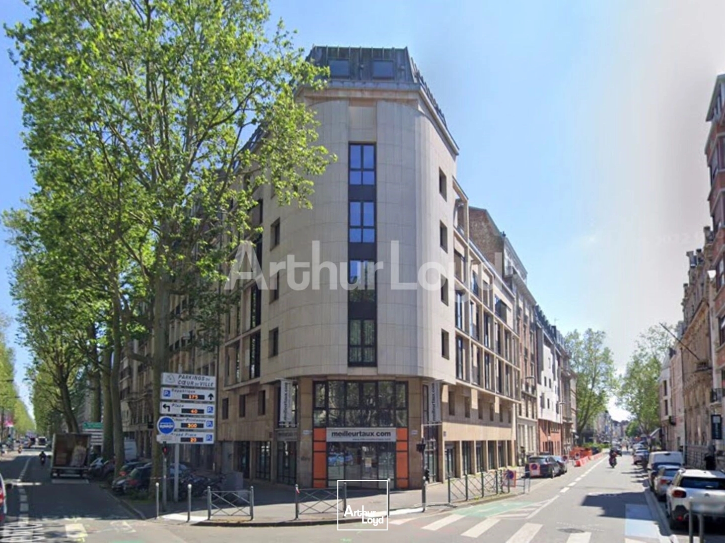 Bureaux à vendre Lille centre immeuble de caractère sur un axe recherché