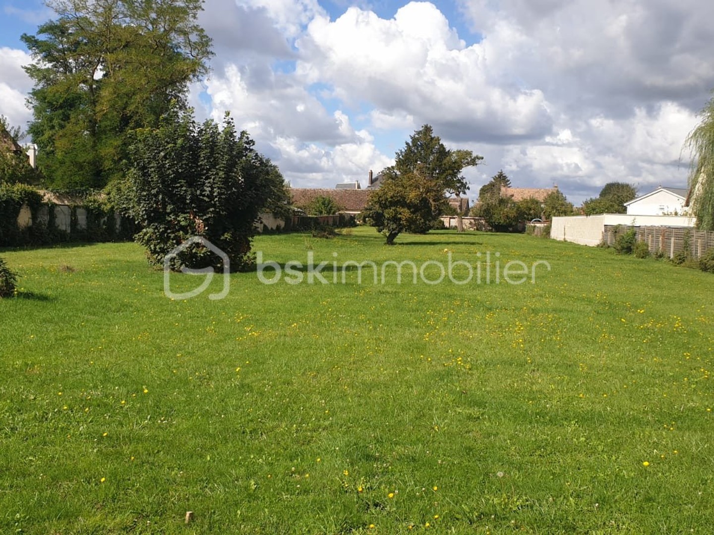 Terrain 547 m²