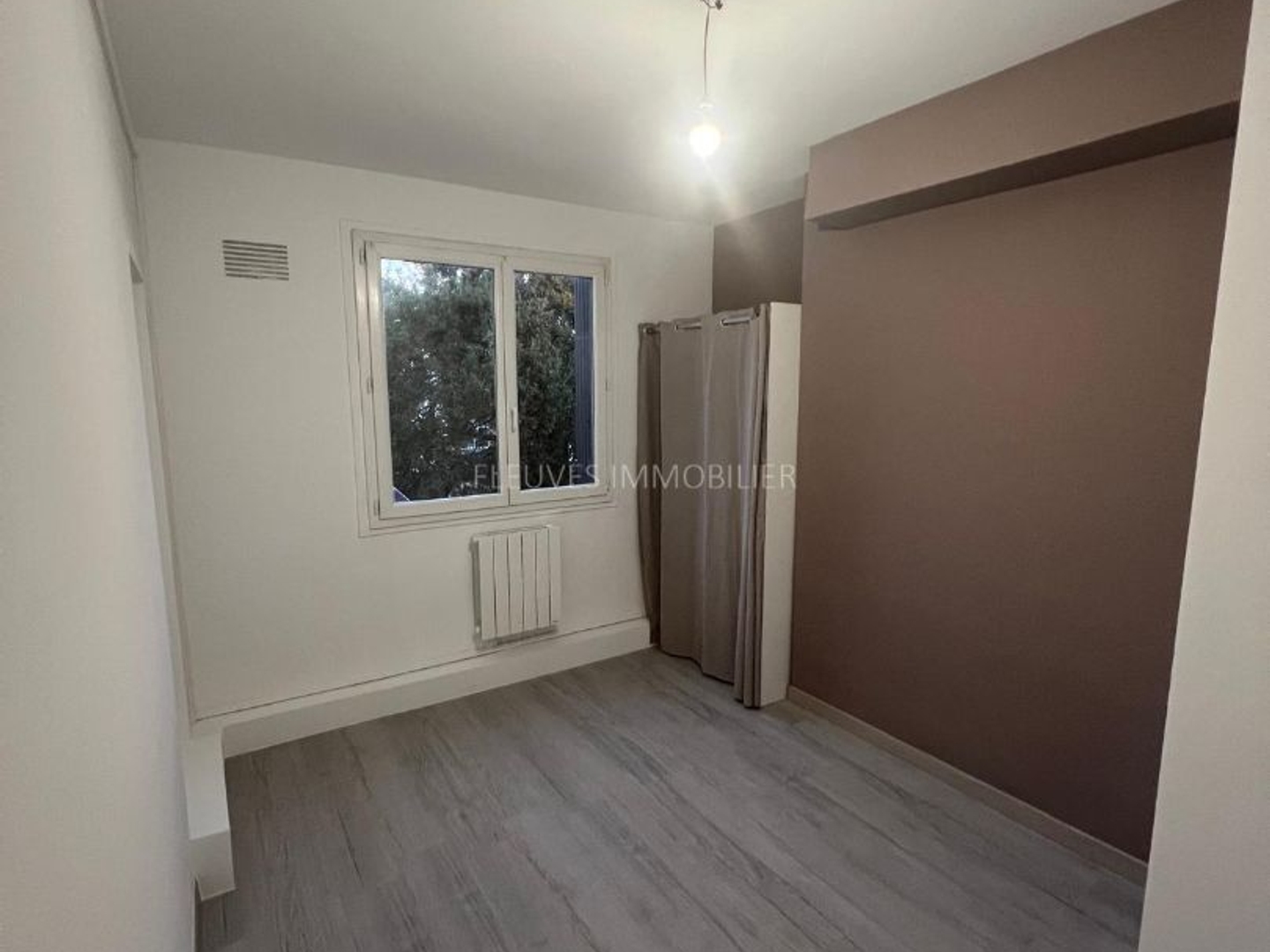 Appartement à vendre - 8 pièces - 80m2 - Bordeaux (33200)