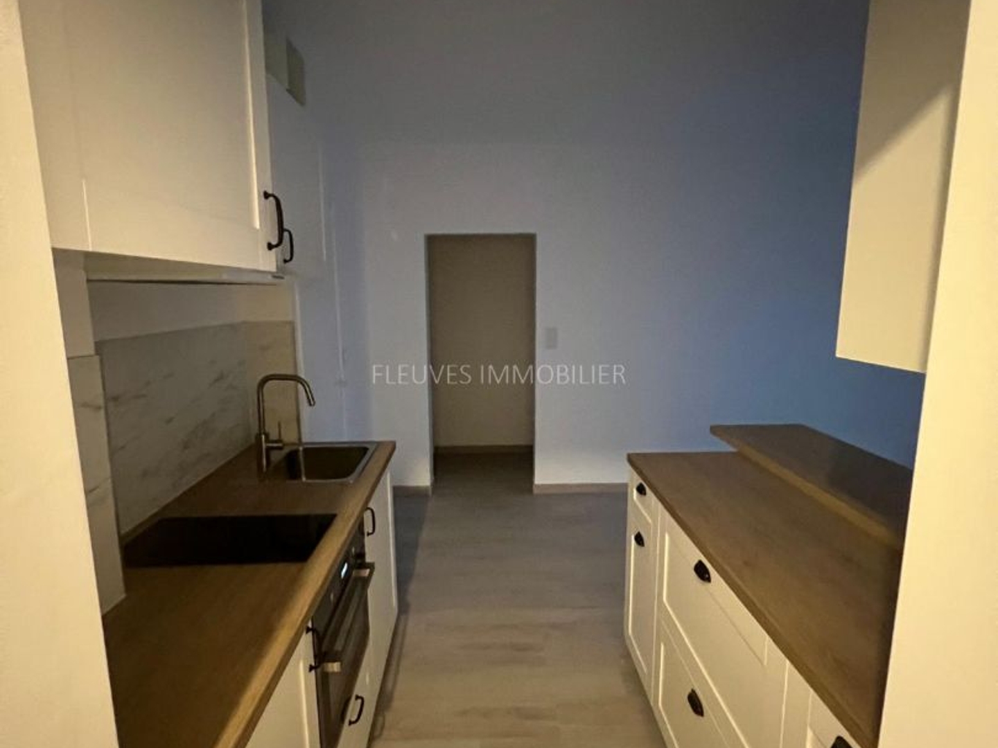 Appartement à vendre - 8 pièces - 80m2 - Bordeaux (33200)