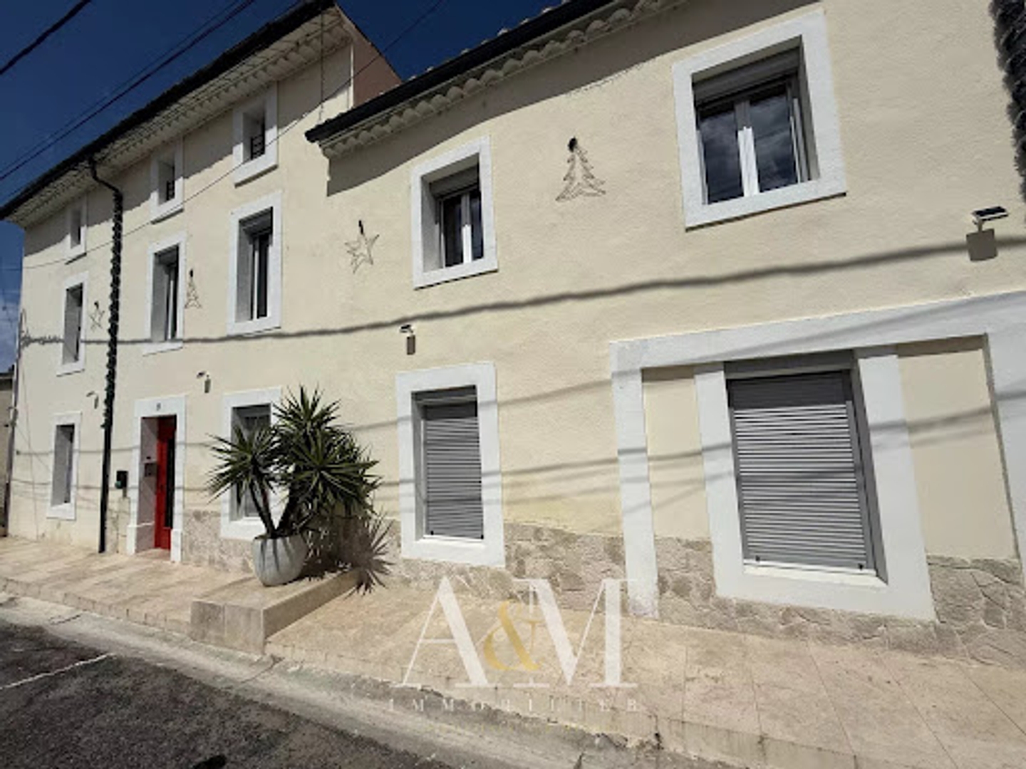 Appartement à vendre - 9 pièces - 19m2 - Ornaisons (11200)