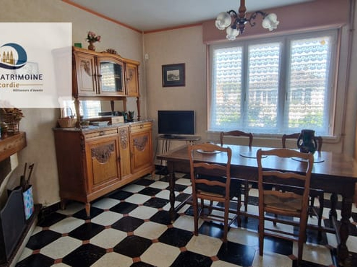 Magasin à vendre - 4 pièces - 72m2 - Brouchy (80400)