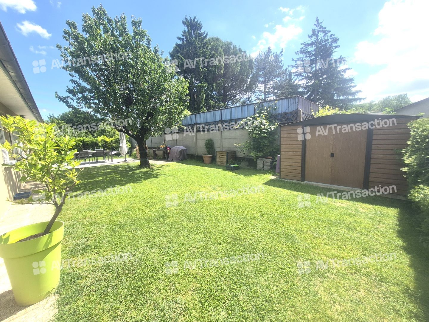 Maison à vendre - 5 pièces - 138m2 - Vaulx-En-Velin (69120)
