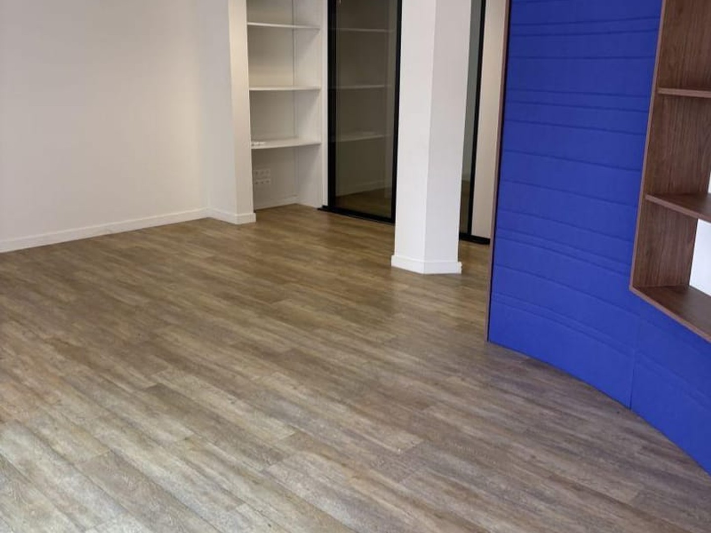 Immeuble commercial 78 m²
