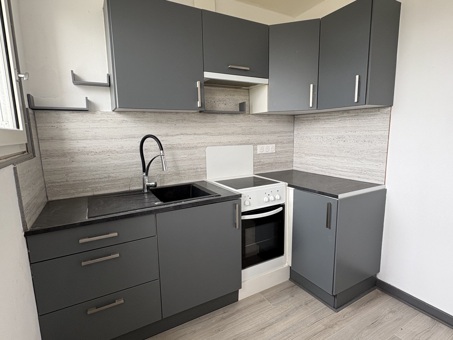 Appartement à vendre - 3 pièces - 61m2 - Vierzon (18100)