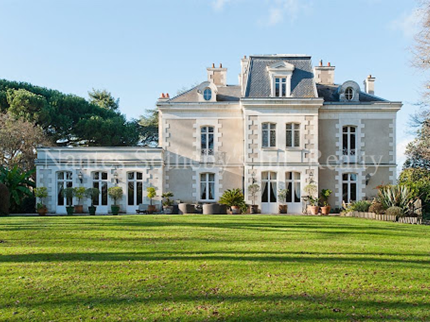Maison à vendre - 21 pièces - 600m2 - La Chapelle-Sur-E... (44240)