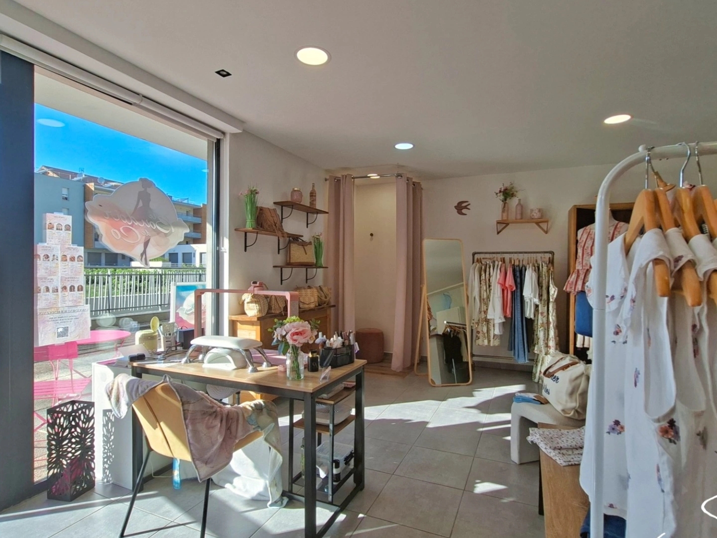 Magasin à vendre - 1 pièce - 48m2 - Pontcharra (38530)