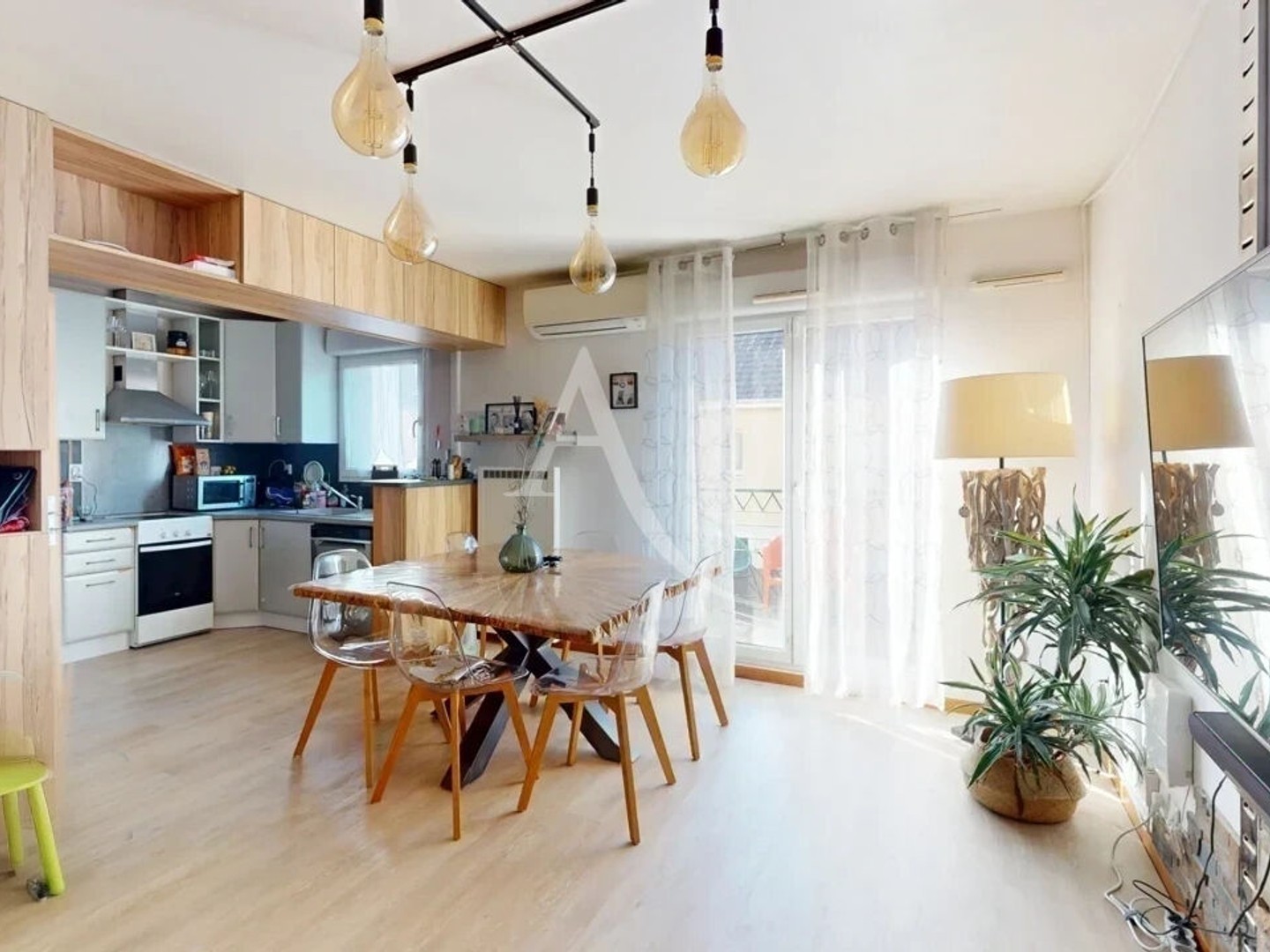 Appartement à vendre - 3 pièces - 58m2 - Pontault-Combault (77340)