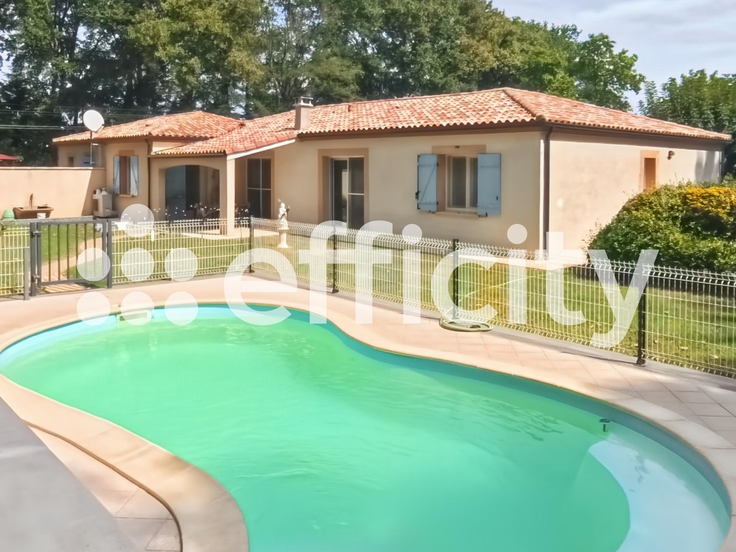 Maison à vendre - 6 pièces - 142m2 - Sainte-Livrade-Su... (47110)