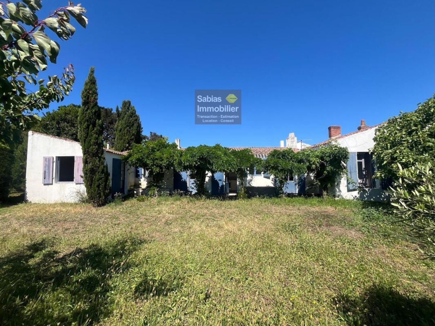 Vends maison - 124 m² - 8 pièces, 4 chambres - L'Île-d'Yeu 85350