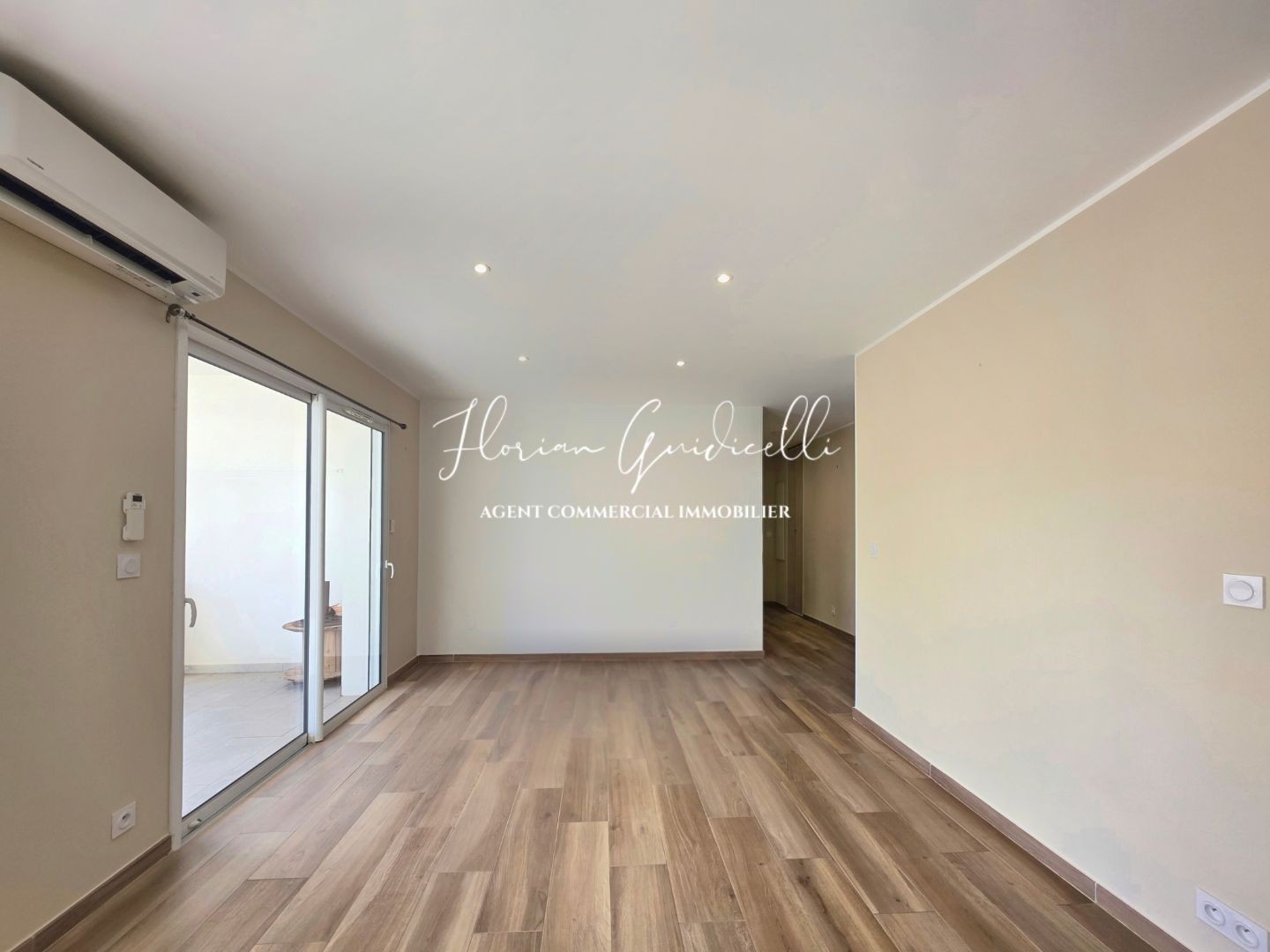 Appartement à vendre - 3 pièces - 70m2 - Santa Lucia Di Mo... (20230)