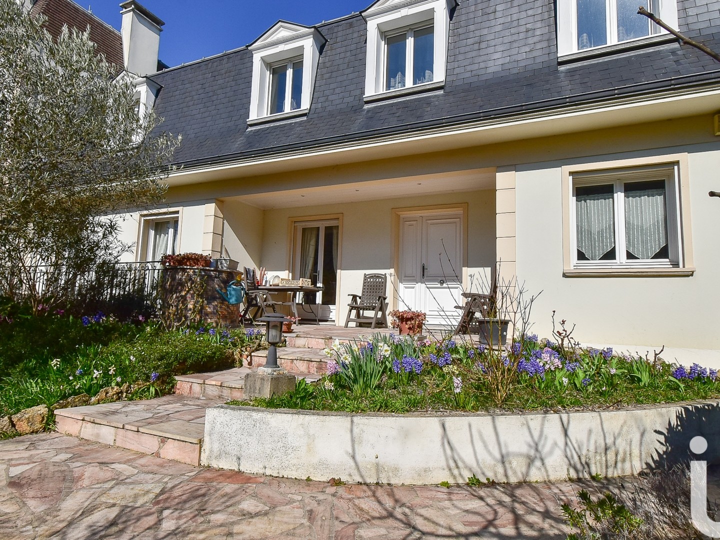 Maison 5 pièces 160 m²