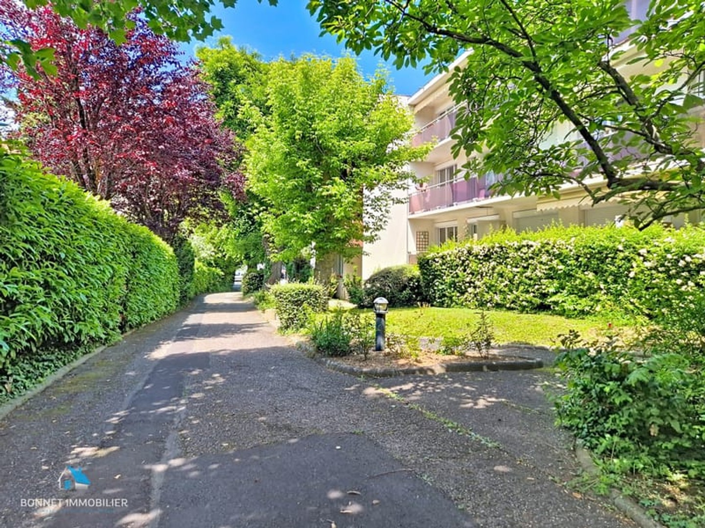 T2 Bis avec terrasse - Secteur VALLIERES