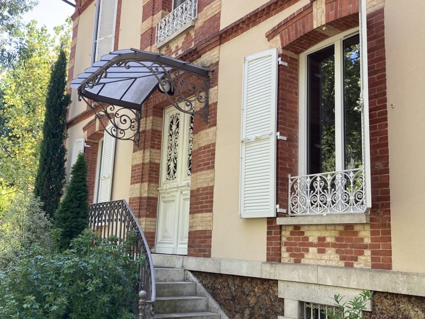 Maison à vendre - 11 pièces - 400m2 - Nemours (77140)