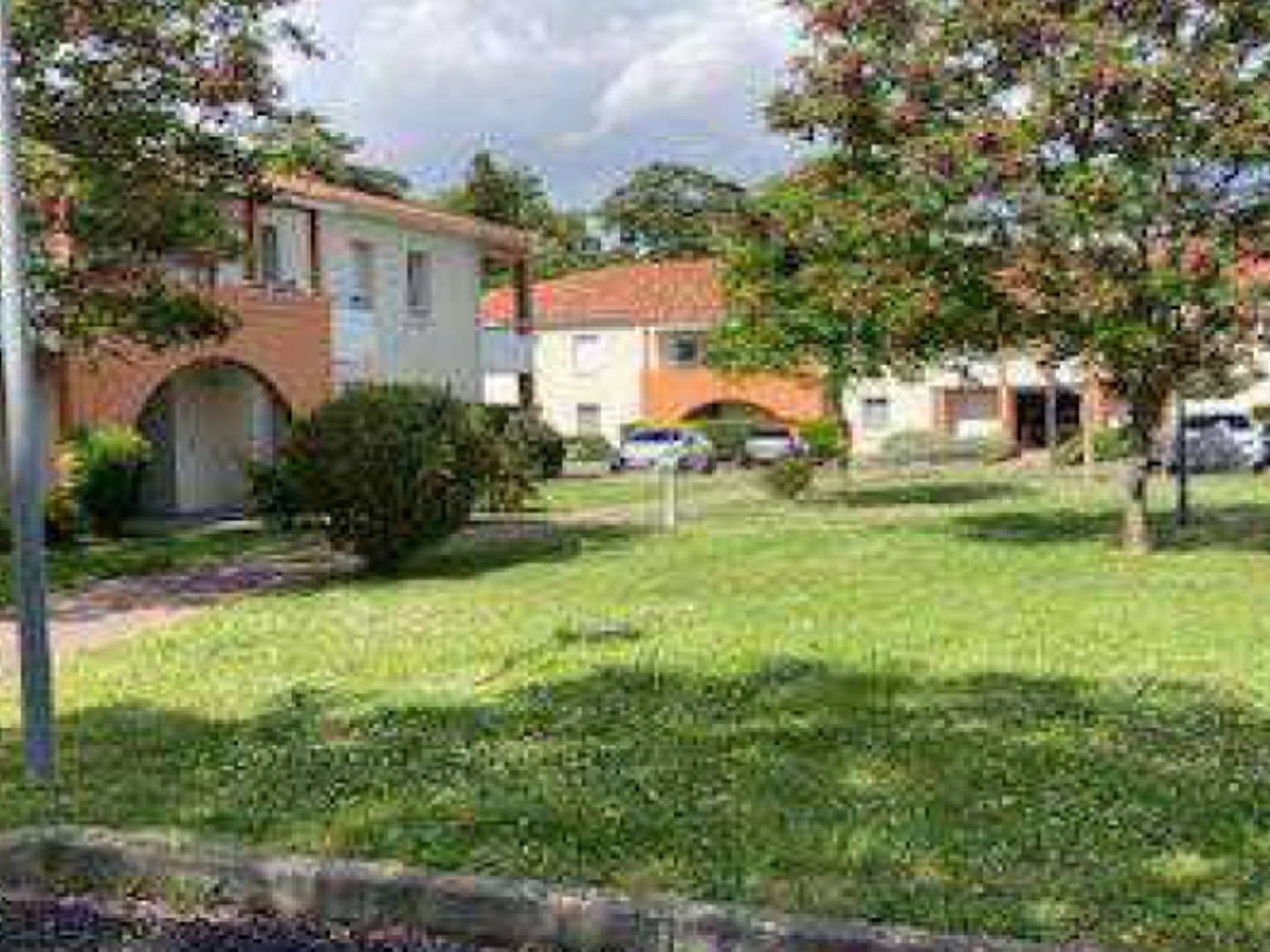 APPARTEMENT DE TYPE T2 AVEC PARKING