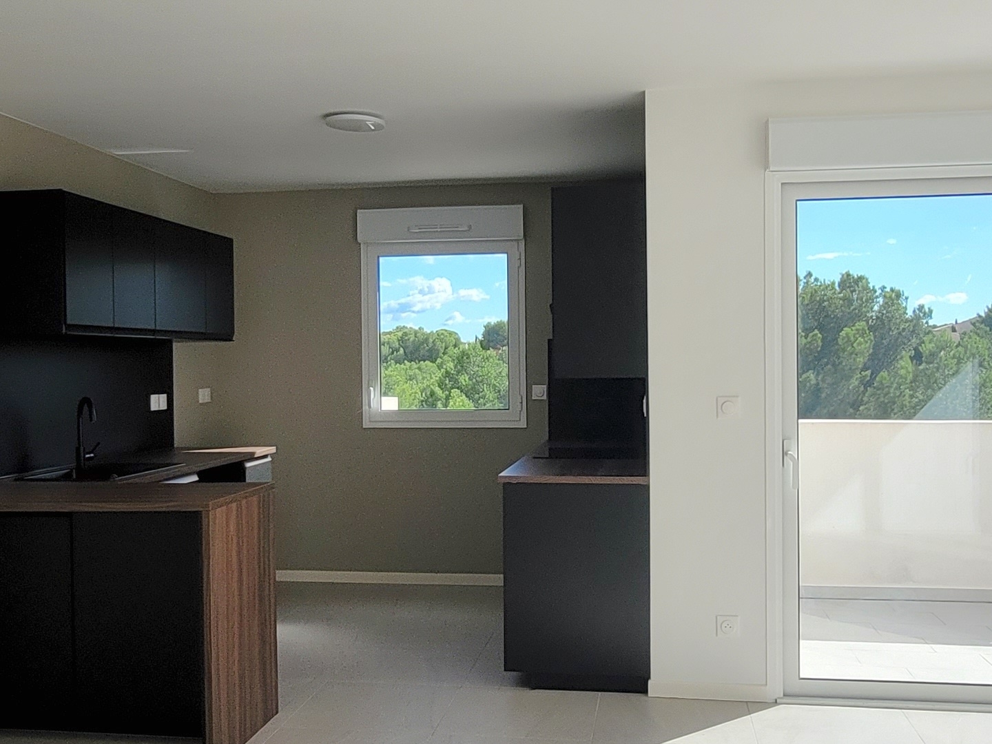 Appartement à vendre - 4 pièces - 75m2 - Sausset-Les-Pins (13960)