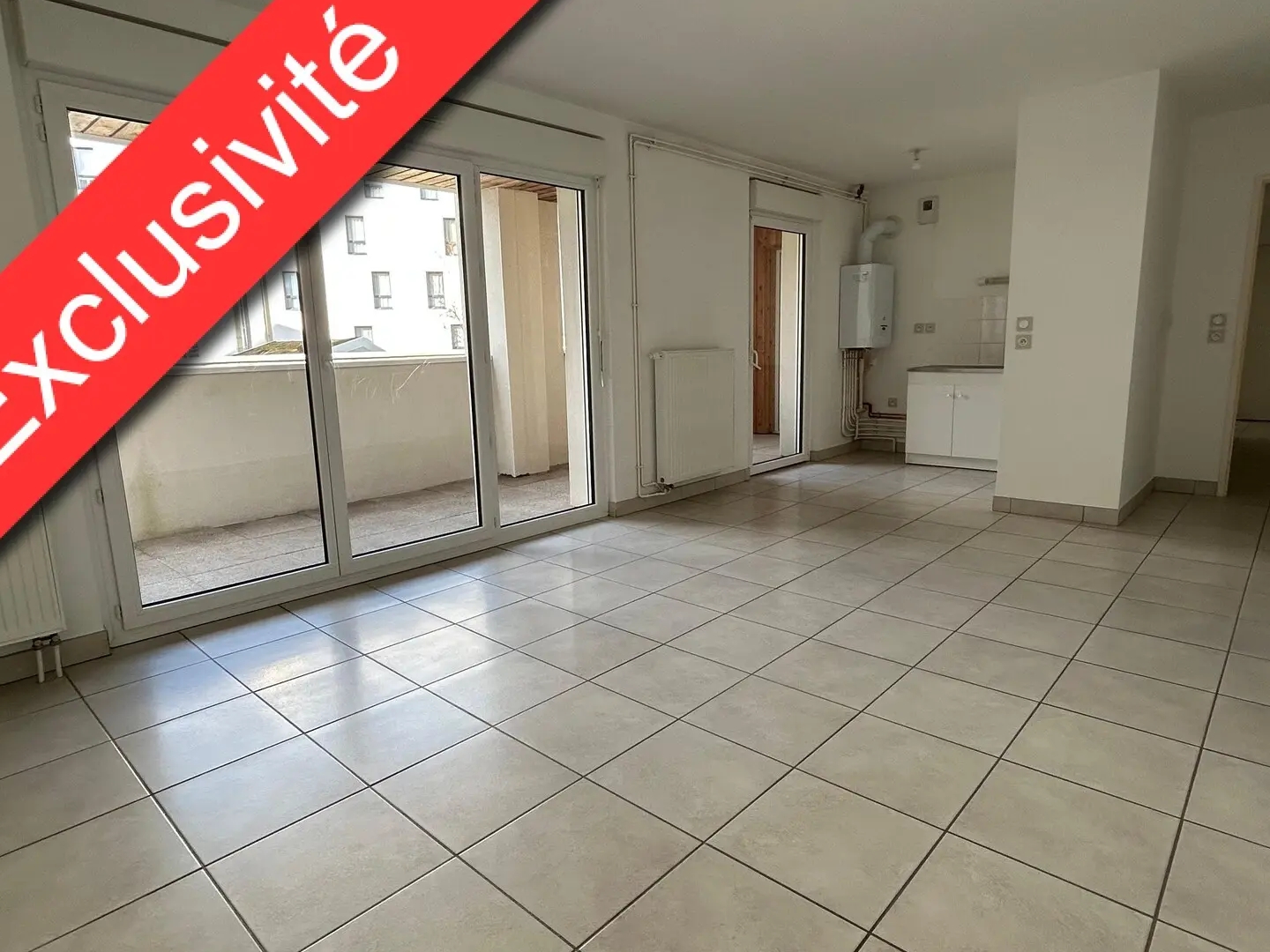 Parking/Garage/Box 64 m²