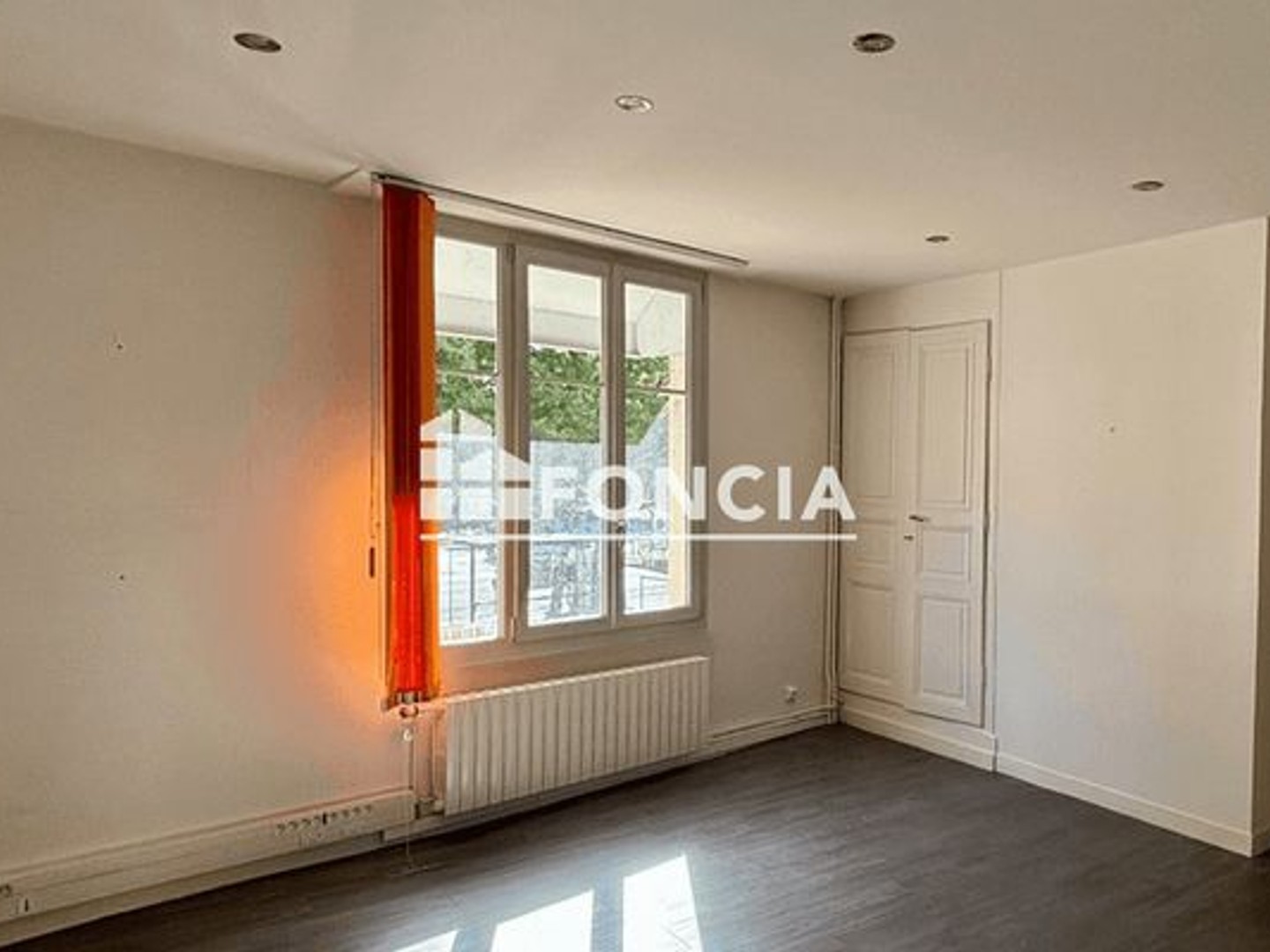Immeuble à vendre - 114m2 - Châtellerault (86100)