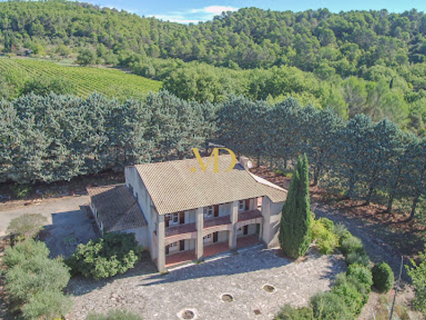 Maison 7 pièces 265 m²