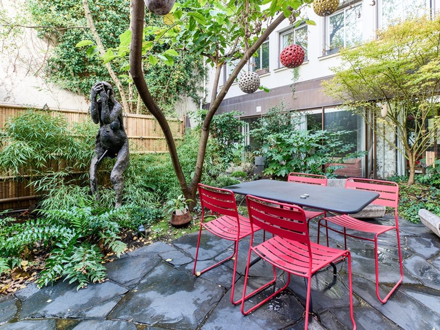 Appartement à vendre - 6 pièces - 210m2 - Paris 18e (75018)