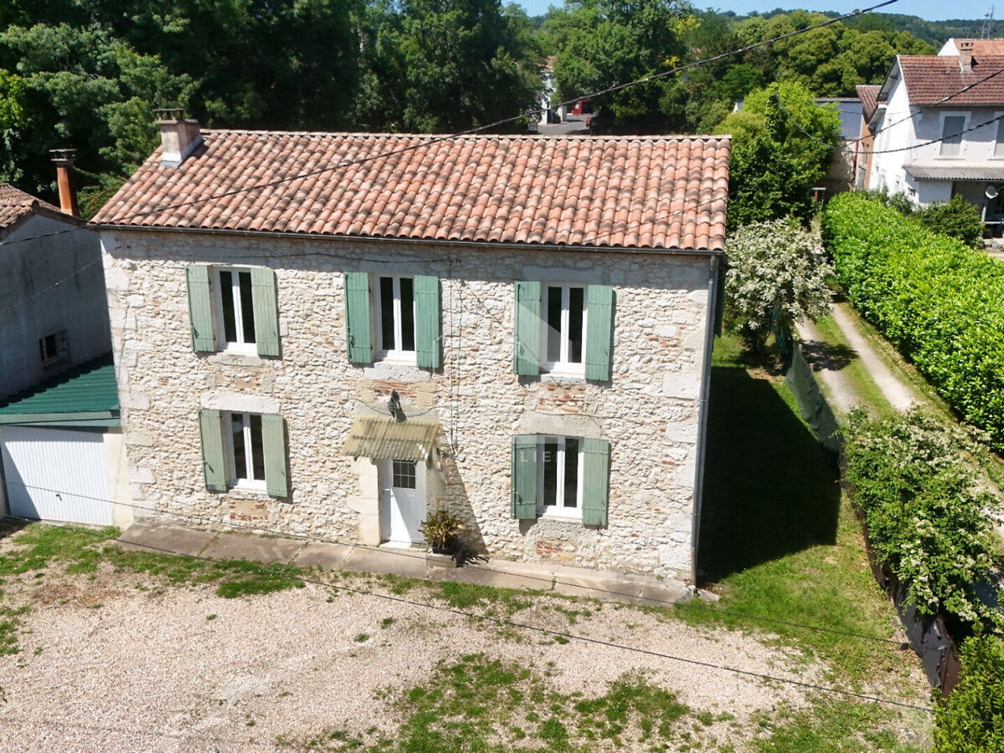 Maison 6 pièces 166 m²