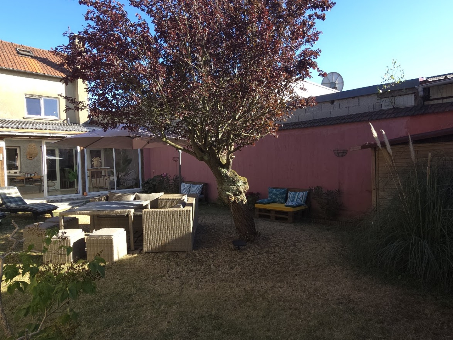 Maison non mitoyenne située à Labuissière de 145 m² habitable dans un état irréprochable