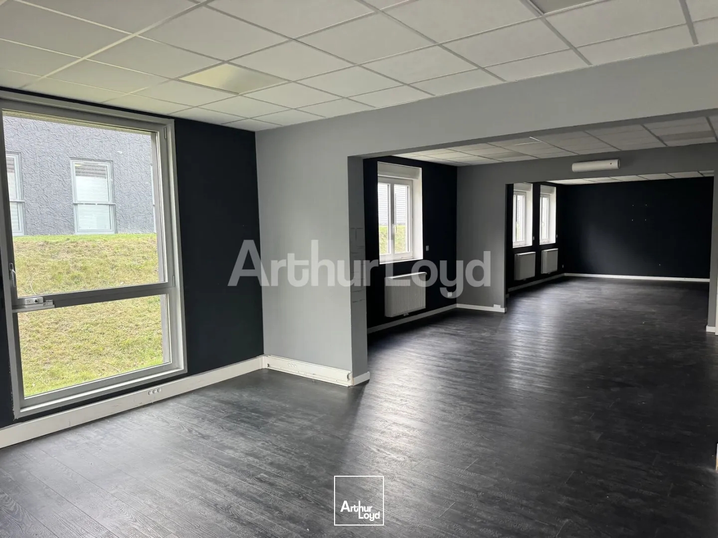 Cellule mixte entrepôt bureaux à vendre ou louer à Marcq-en-Baroeul accès rapide