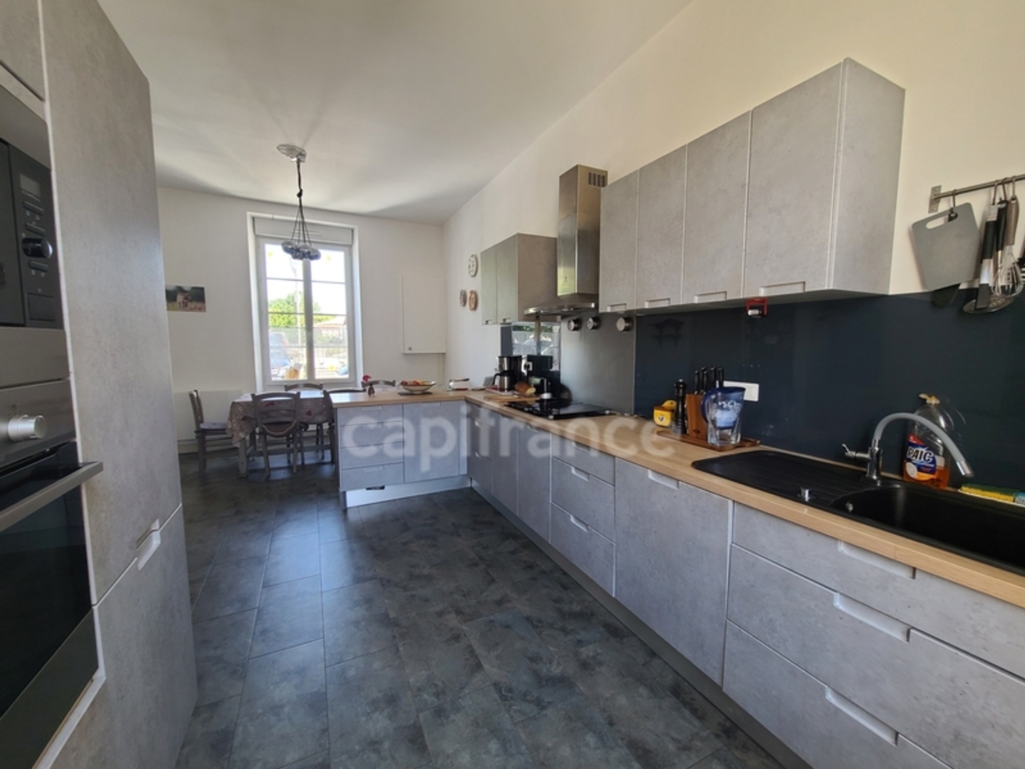 Maison à vendre - 5 pièces - 173m2 - Matha (17160)