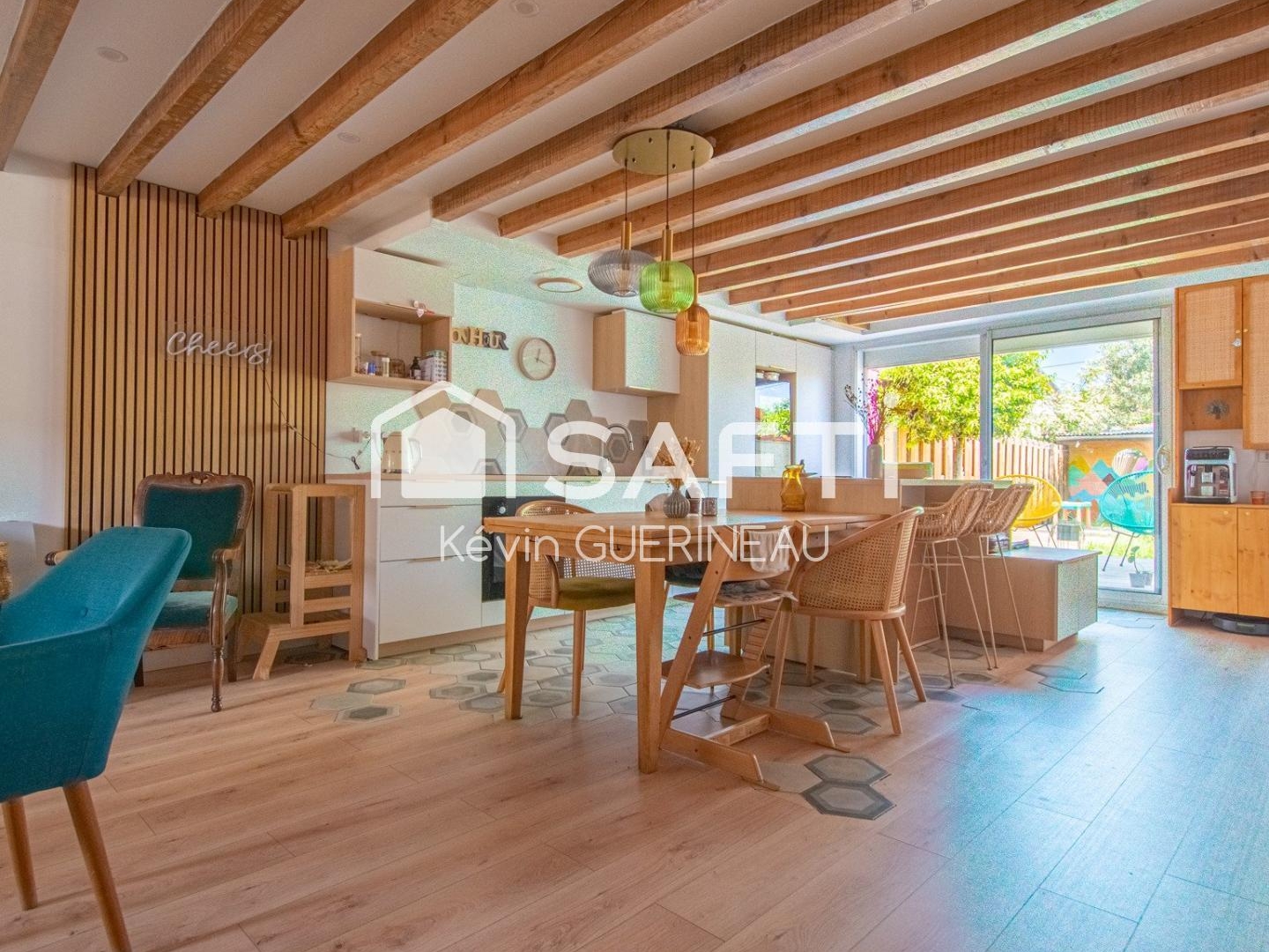 Bureaux à vendre - 5 pièces - 118m2 - Bordeaux (33300)