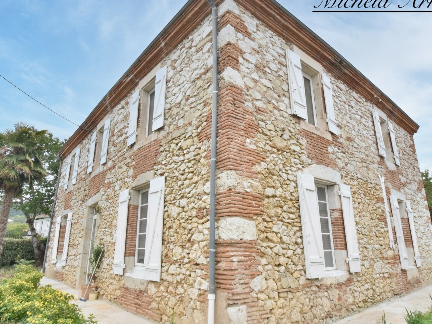 Maison 7 pièces 200 m²