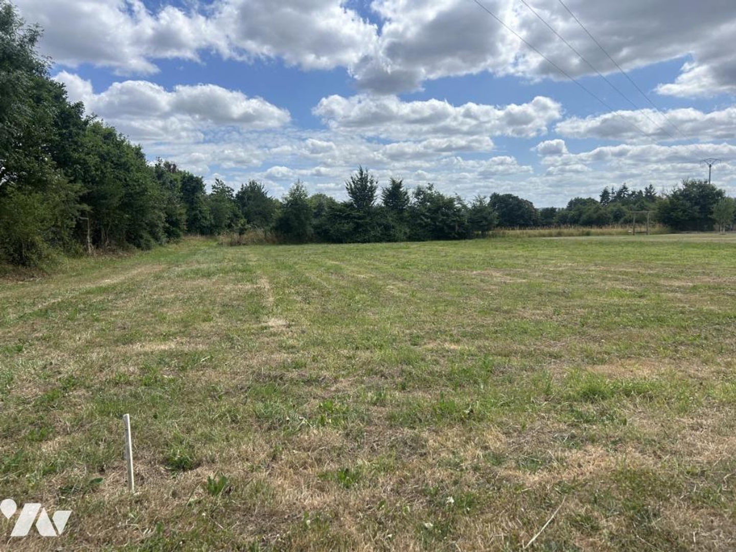 Terrain 600 m²